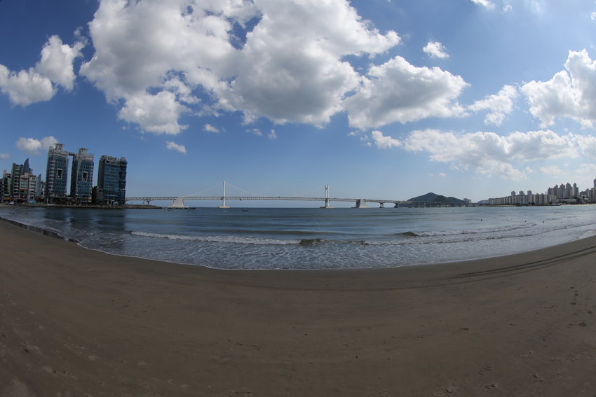 광안리 바닷가2.JPG